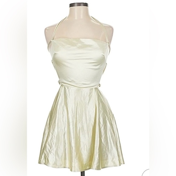 Lucy in the Sky Dresses & Skirts - Lucy in the Sky Strapless Cream Dress